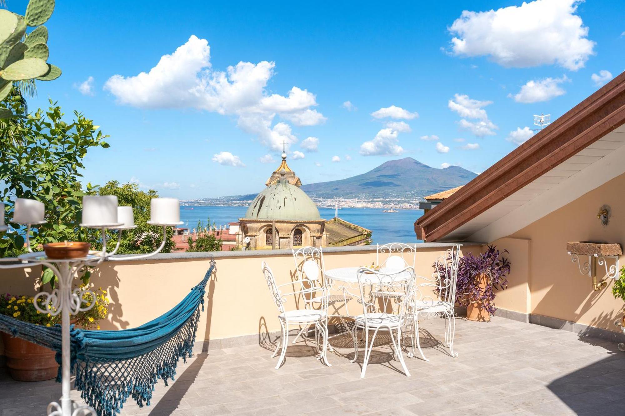 Апартаменты Palazzo Desiderio Кастелламмаре-ди-Стабия Экстерьер фото